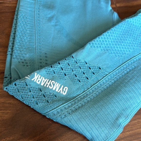Gymshark Teal Aqua Sea Blue Flawless Leggings Small S like New laser cut mesh - Picture 7 of 9